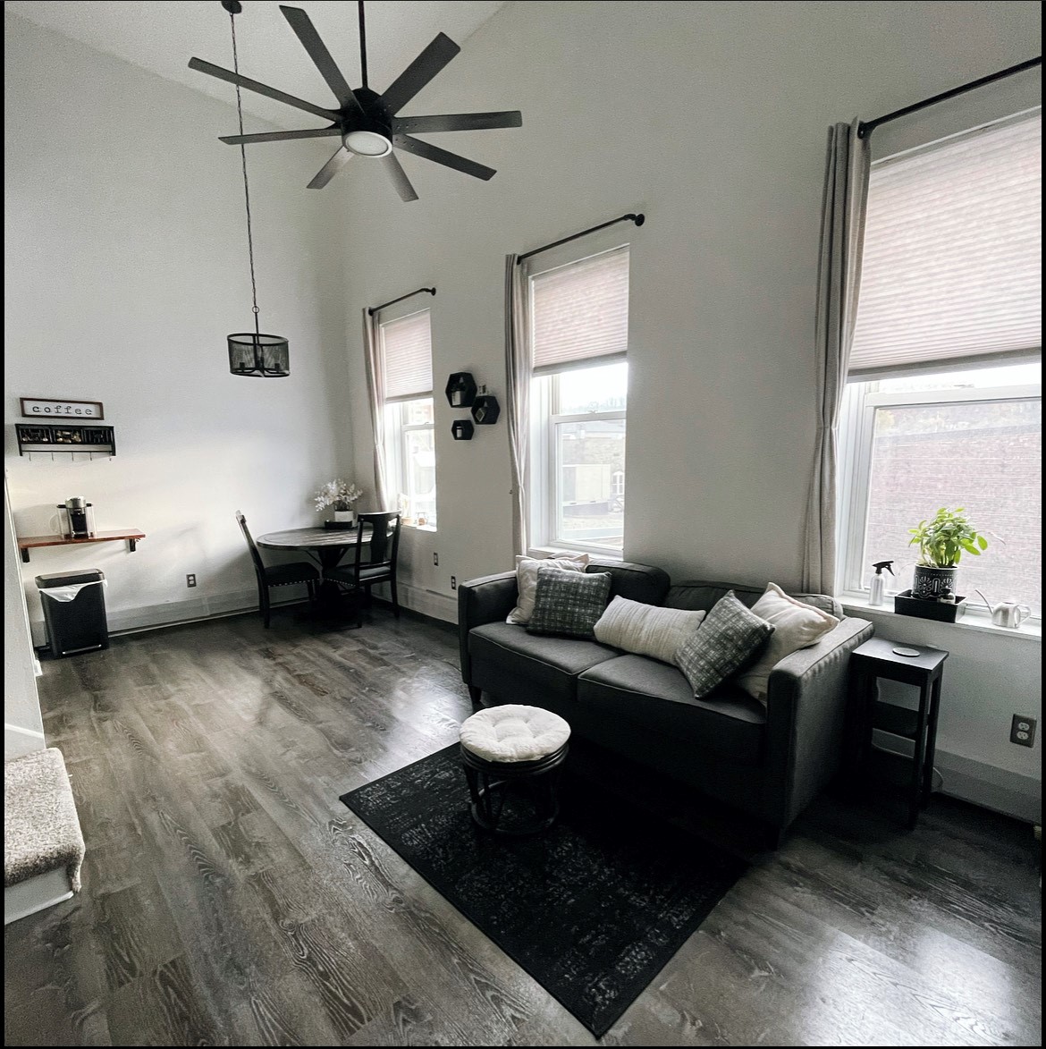 405 Main Street - 307